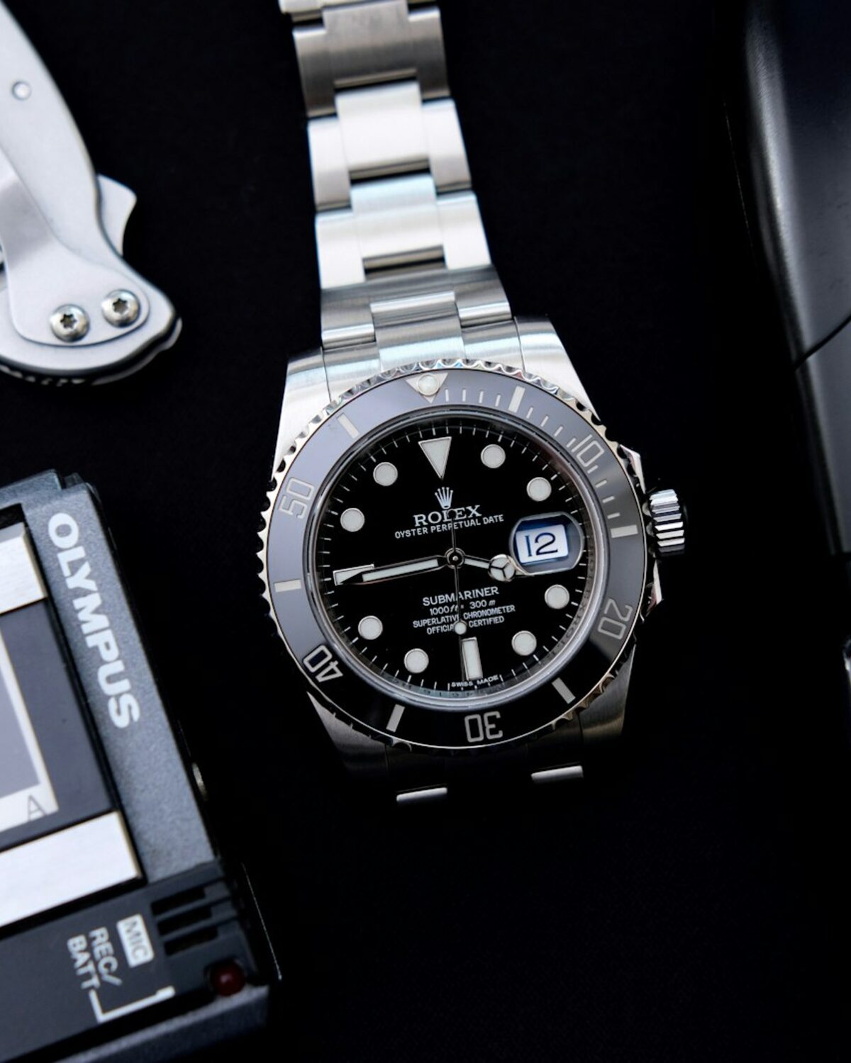Abyssal Diver 42 — dive bezel, field kit